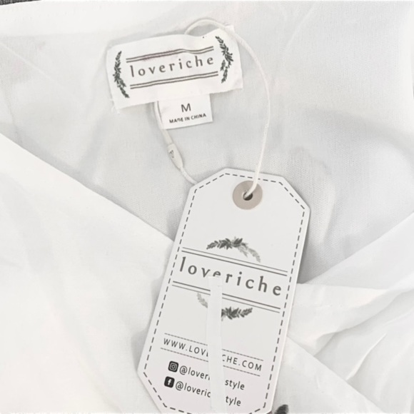 NWT’s Love Riche Floral Print Wrap Dress - Picture 3 of 4